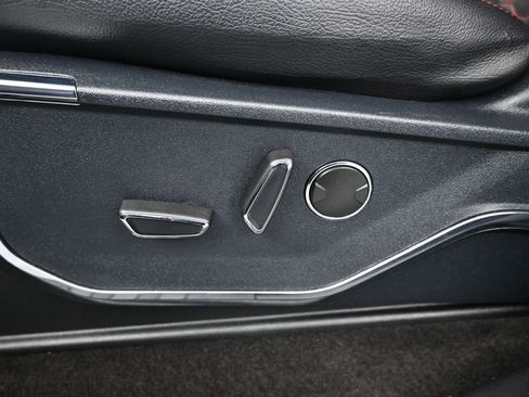 Used 2021 Ford F150 Lariat w/ Equipment Group 502A High image 9