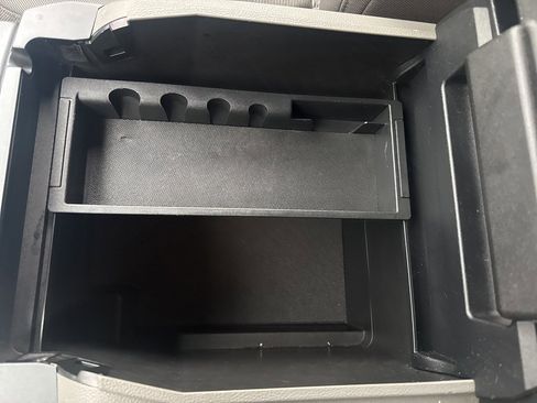 Used 2019 Ford F250 XLT w/ XLT Premium Package image 28