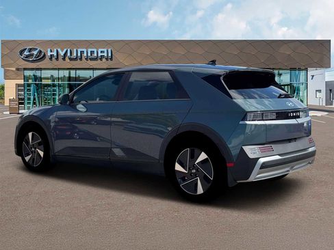 New 2026 Hyundai Ioniq 5 SEL RWD image 4