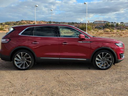 Used 2019 Lincoln Nautilus Reserve w/ Ultimate Package image 2