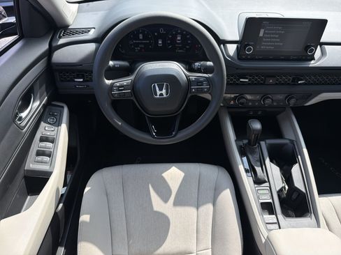 Used 2025 Honda Accord SE image 29