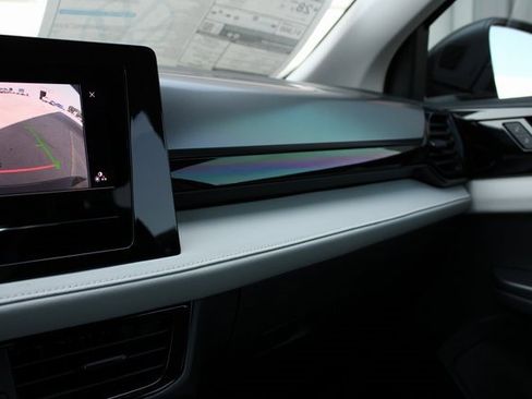 New 2025 Volkswagen Taos S image 10