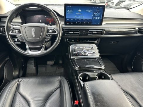 Used 2021 Lincoln Nautilus FWD w/ Equipment Group 101A image 4