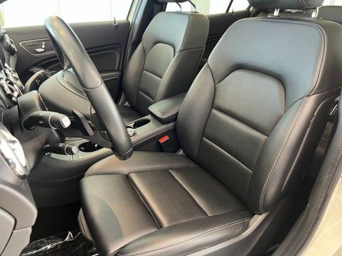 Used 2018 Mercedes-Benz GLA 250 4MATIC image 10