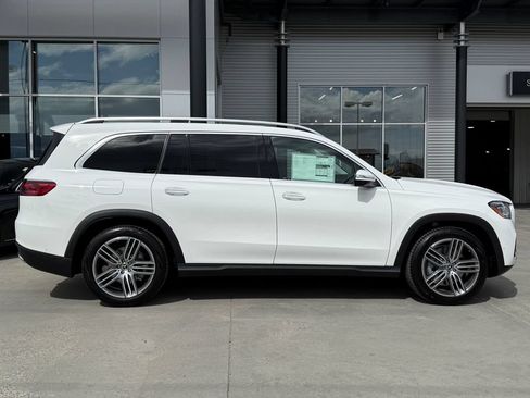Used 2025 Mercedes-Benz GLS 450 4MATIC image 51