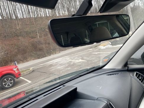 Used 2023 Subaru Forester Premium image 24