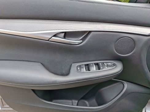 Used 2022 INFINITI QX50 Luxe w/ Appearance Package image 13