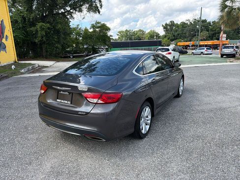 Used 2016 Chrysler 200 Limited FWD image 4