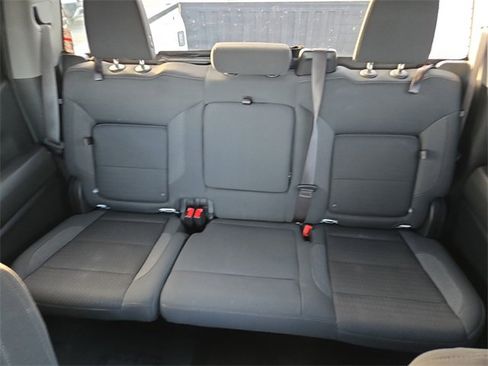 Used 2023 Chevrolet Silverado 1500 Custom image 34