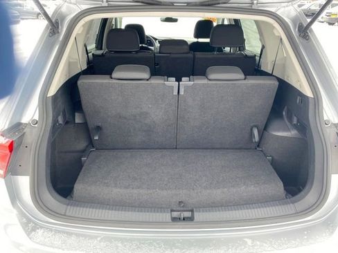 Used 2024 Volkswagen Tiguan S image 18