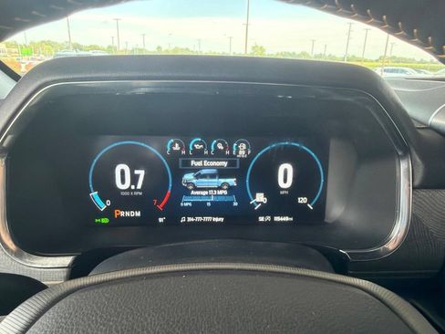 Used 2021 Ford F150 Platinum w/ FX4 Off-Road Package AWD/4WD image 12