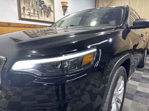 Used 2019 Jeep Cherokee Latitude w/ Popular Appearance Group image 8