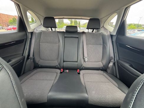 Used 2025 Kia Seltos S FWD image 36