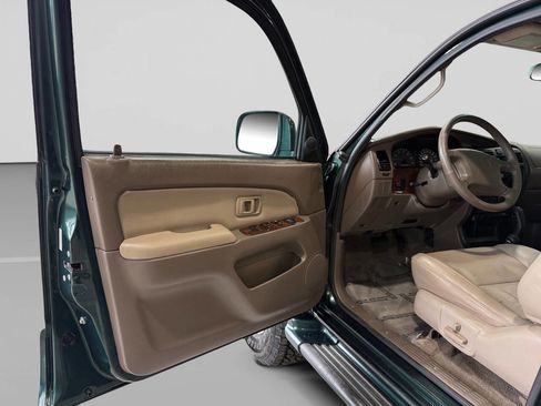 Used 1999 Toyota 4Runner Limited image 11