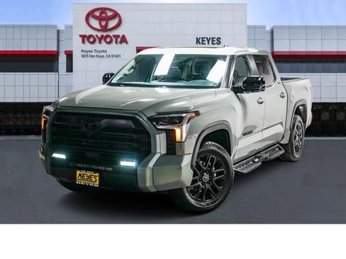 Used 2024 Toyota Tundra Limited image 1