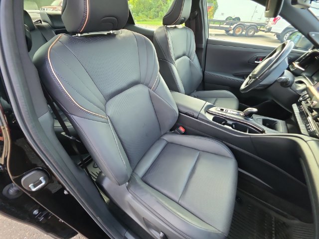 Used 2023 Toyota Crown AWD/4WD image 27
