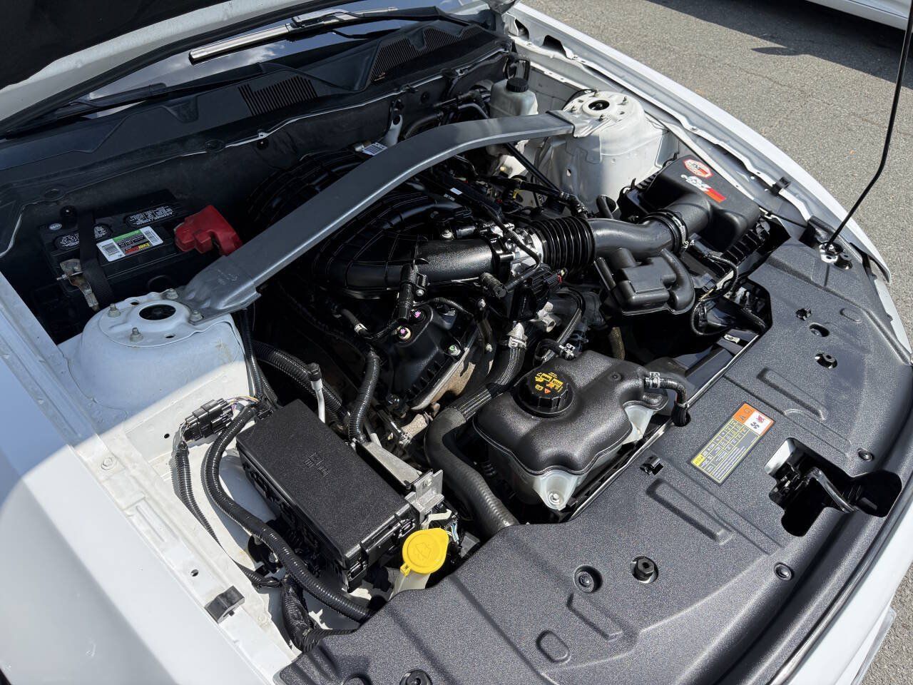 Used 2014 Ford Mustang Premium RWD image 24