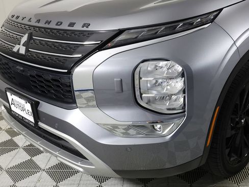Used 2024 Mitsubishi Outlander SE AWD/4WD image 41
