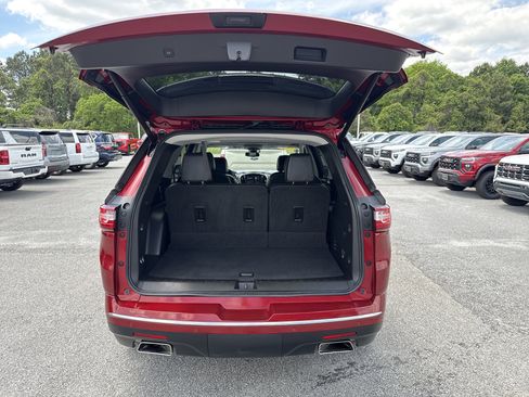 Used 2020 Chevrolet Traverse High Country w/ LPO, Cargo Package AWD/4WD image 24