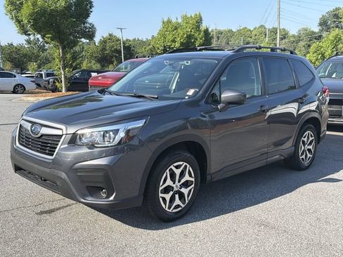 Used 2020 Subaru Forester Premium AWD/4WD image 6
