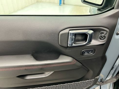 New 2026 Jeep Wrangler Unlimited Rubicon image 19