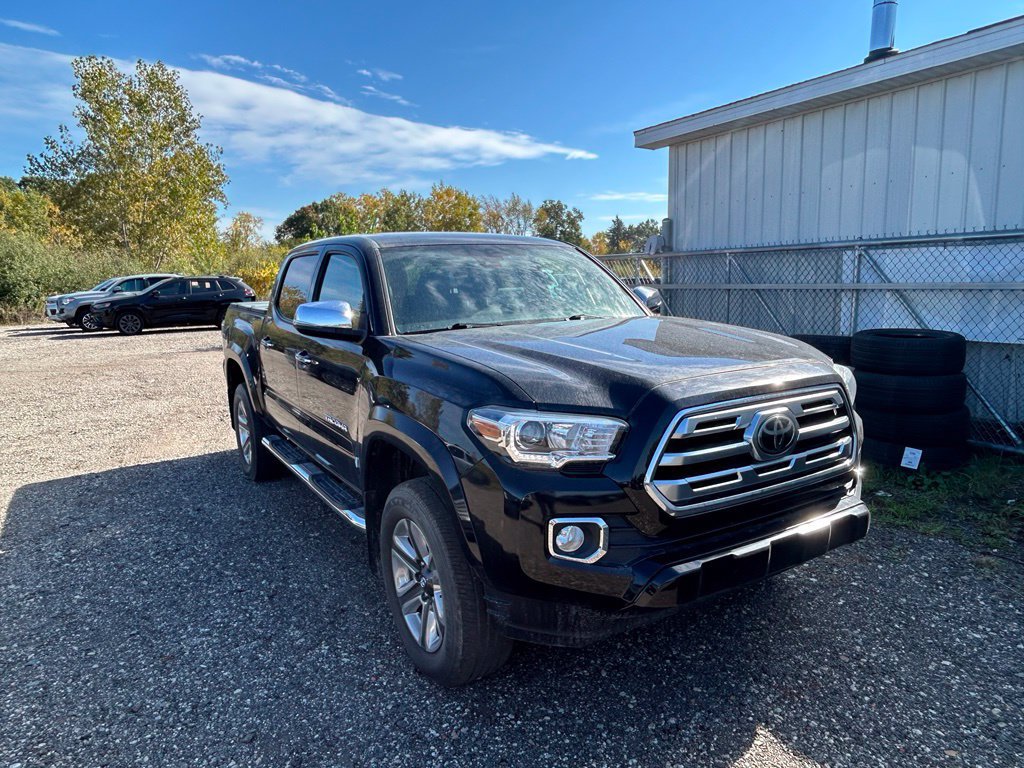 Used 2019 Toyota Tacoma Limited AWD/4WD image 12