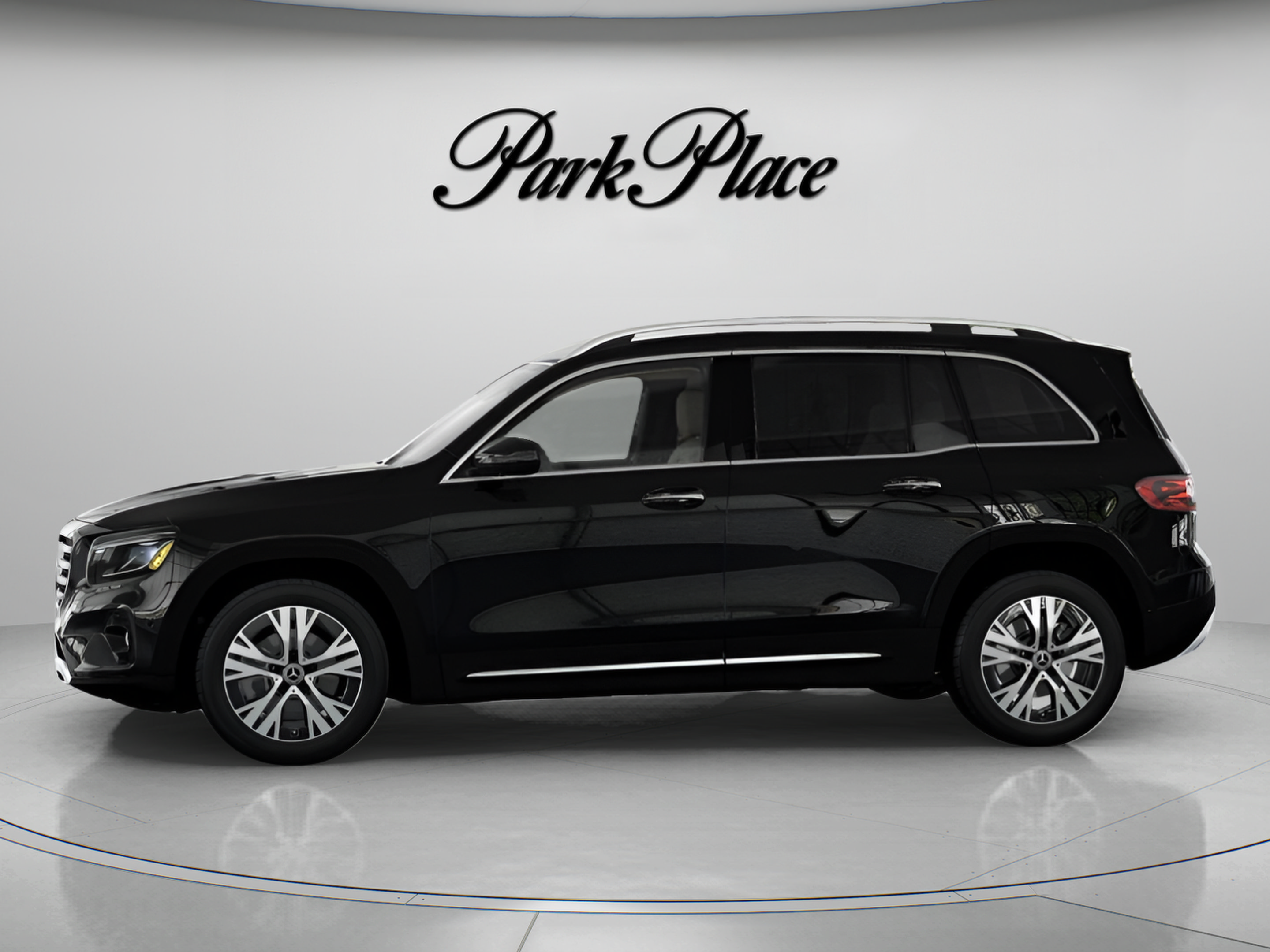 Used 2026 Mercedes-Benz GLB 250 image 7