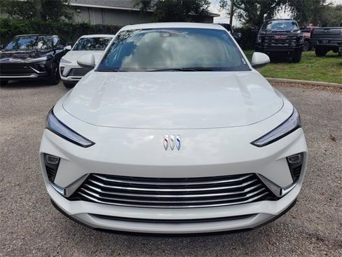 New 2025 Buick Envista Preferred image 14