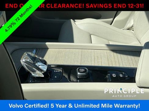 Certified 2023 Volvo XC60 B5 Ultimate w/ Protection Package Premier image 23