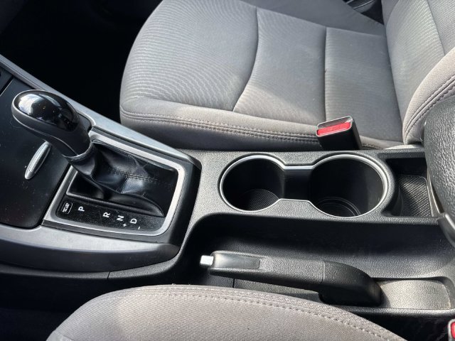 Used 2015 Hyundai Elantra SE w/ Option Group 02 FWD image 27