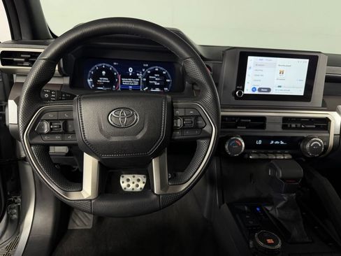 Used 2024 Toyota Tacoma TRD Sport AWD/4WD image 14