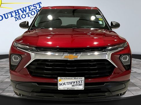 Used 2024 Chevrolet TrailBlazer LS image 2