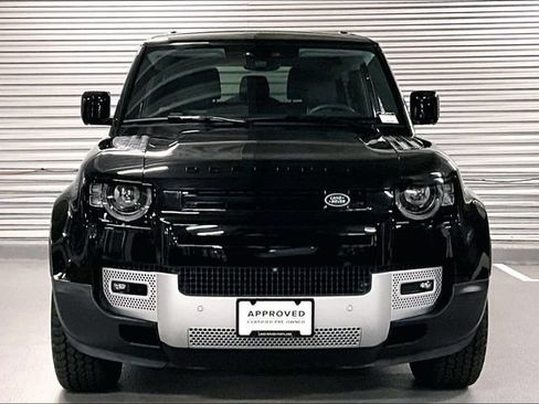 Used 2025 Land Rover Defender 90 S AWD/4WD image 2