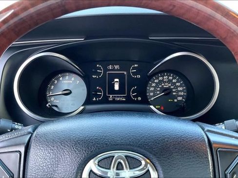 Used 2019 Toyota Sequoia Platinum AWD/4WD image 20