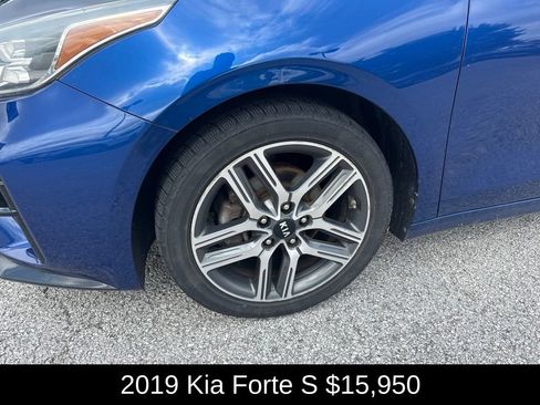 Used 2019 Kia Forte S w/ S Premium Package FWD image 9