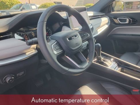 Used 2024 Jeep Compass Limited AWD/4WD image 12