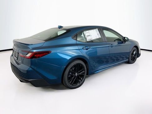 New 2026 Toyota Camry SE image 5