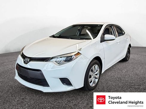 Used 2016 Toyota Corolla LE image 1