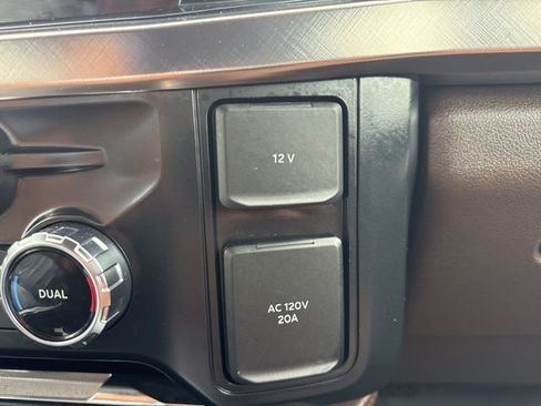 Used 2024 Ford F350 King Ranch w/ FX4 Off-Road Package image 26