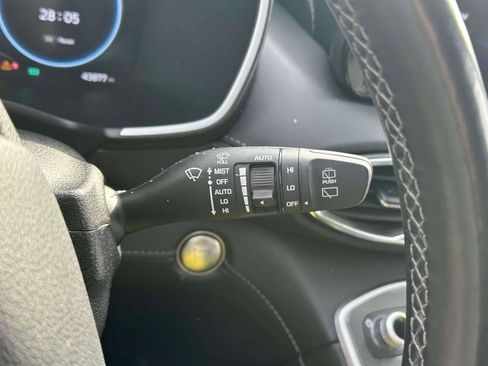 Used 2023 Hyundai Santa Fe Limited image 25