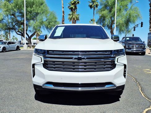 Used 2024 Chevrolet Tahoe Premier w/ Advanced Technology Package AWD/4WD image 2