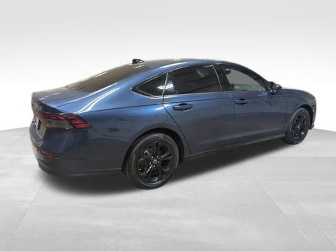 New 2025 Honda Accord SE image 6