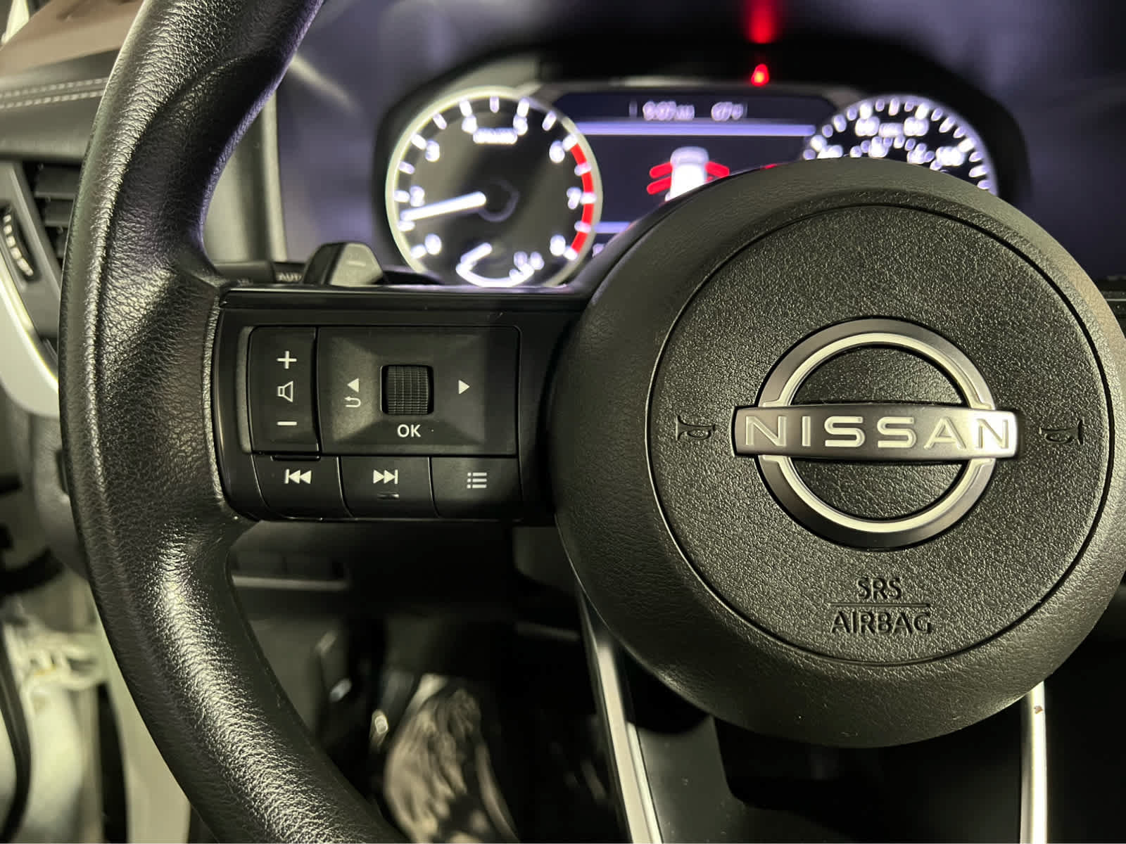 Certified 2023 Nissan Rogue S AWD/4WD image 17