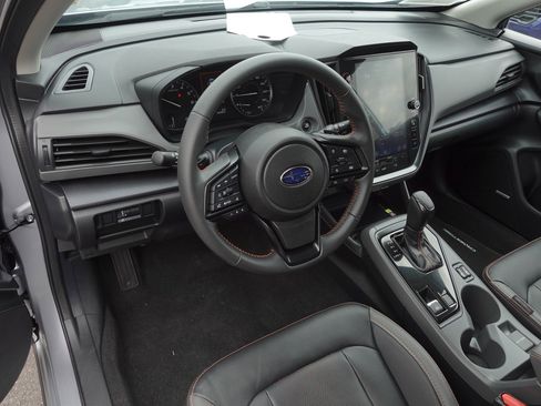 Certified 2025 Subaru Crosstrek 2.5i Limited AWD/4WD image 9