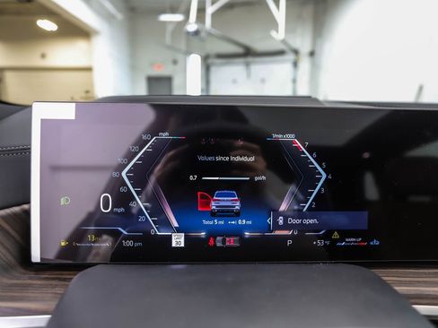 New 2026 BMW X5 xDrive40i image 14