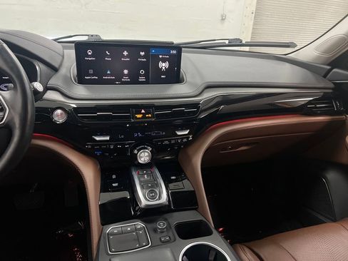 Used 2022 Acura MDX SH-AWD w/ Advance Package image 19
