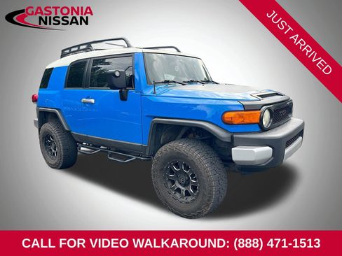 Used 2008 Toyota FJ Cruiser 4WD image 1