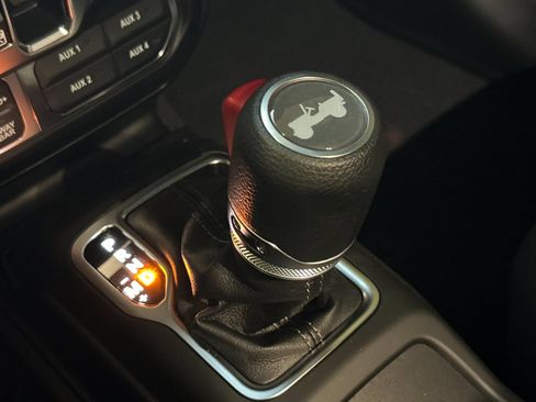 New 2026 Jeep Wrangler Unlimited Rubicon AWD/4WD image 20