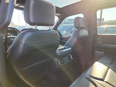 Certified 2021 Ford F150 Lariat w/ Equipment Group 502A High image 23