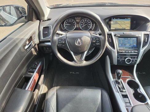 Used 2017 Acura TLX w/ Technology Package image 15